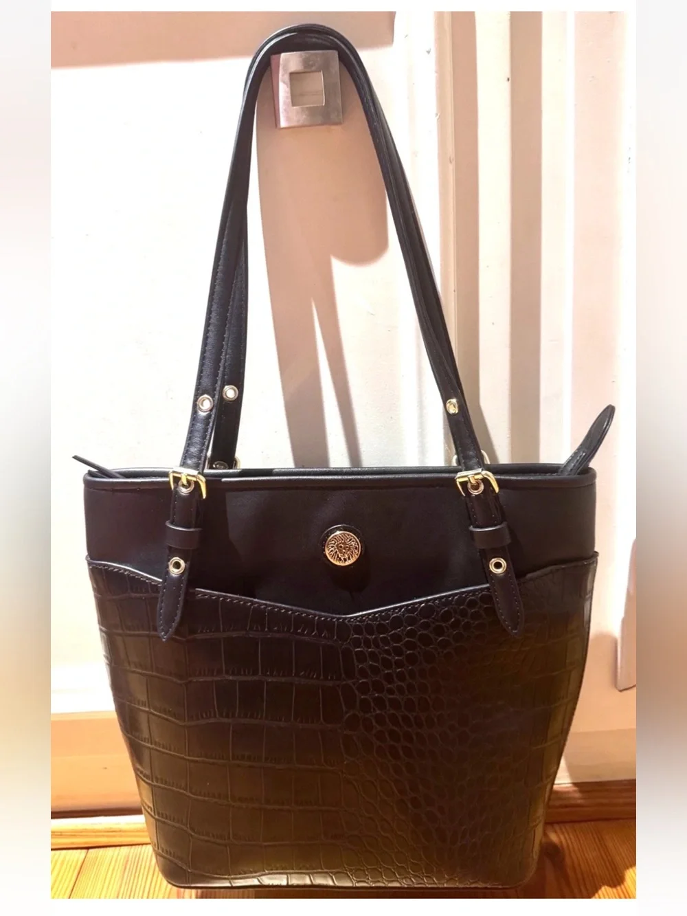 🖤ANNE KLEIN🖤 CROC EMBOSSED FRONT POCKET SLEEVE ADJUSTABLE STRAPS BUCKET TOTE BAG